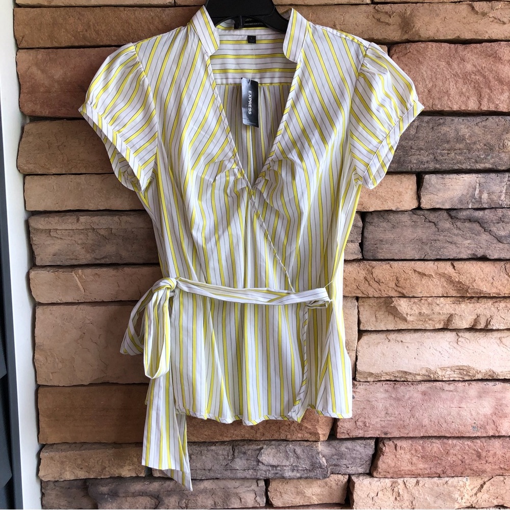Express white yellow stripe cap short sleeve blouse NWT Women Large